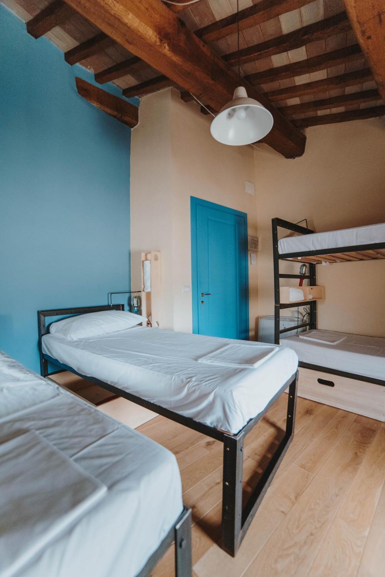 Ostello Bello Assisi Bevagna Pokoj fotografie